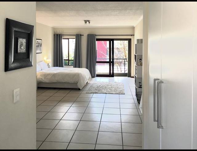 0 BEDROOM APARTMENT FOR SALE IN LONEHILL